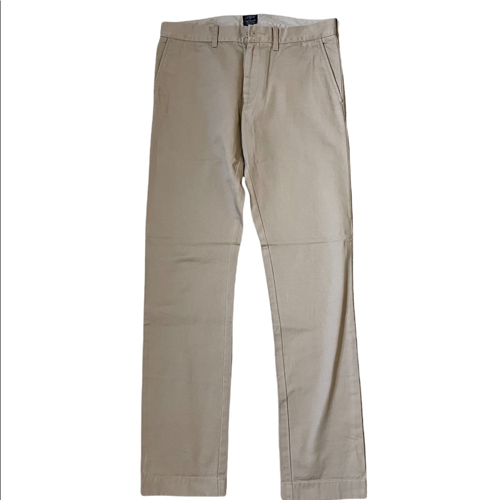 Straight-fit flex khaki pant
